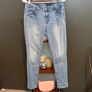 American Eagle Outfitters Light Blue Skinny Jeans